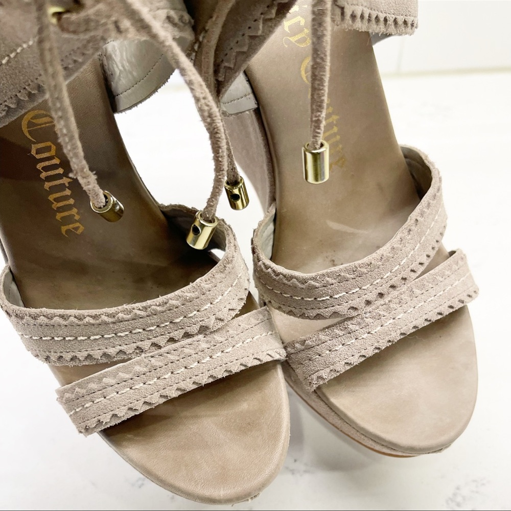 Juicy Couture Dennie Suede Wedges - Picture 7 of 16